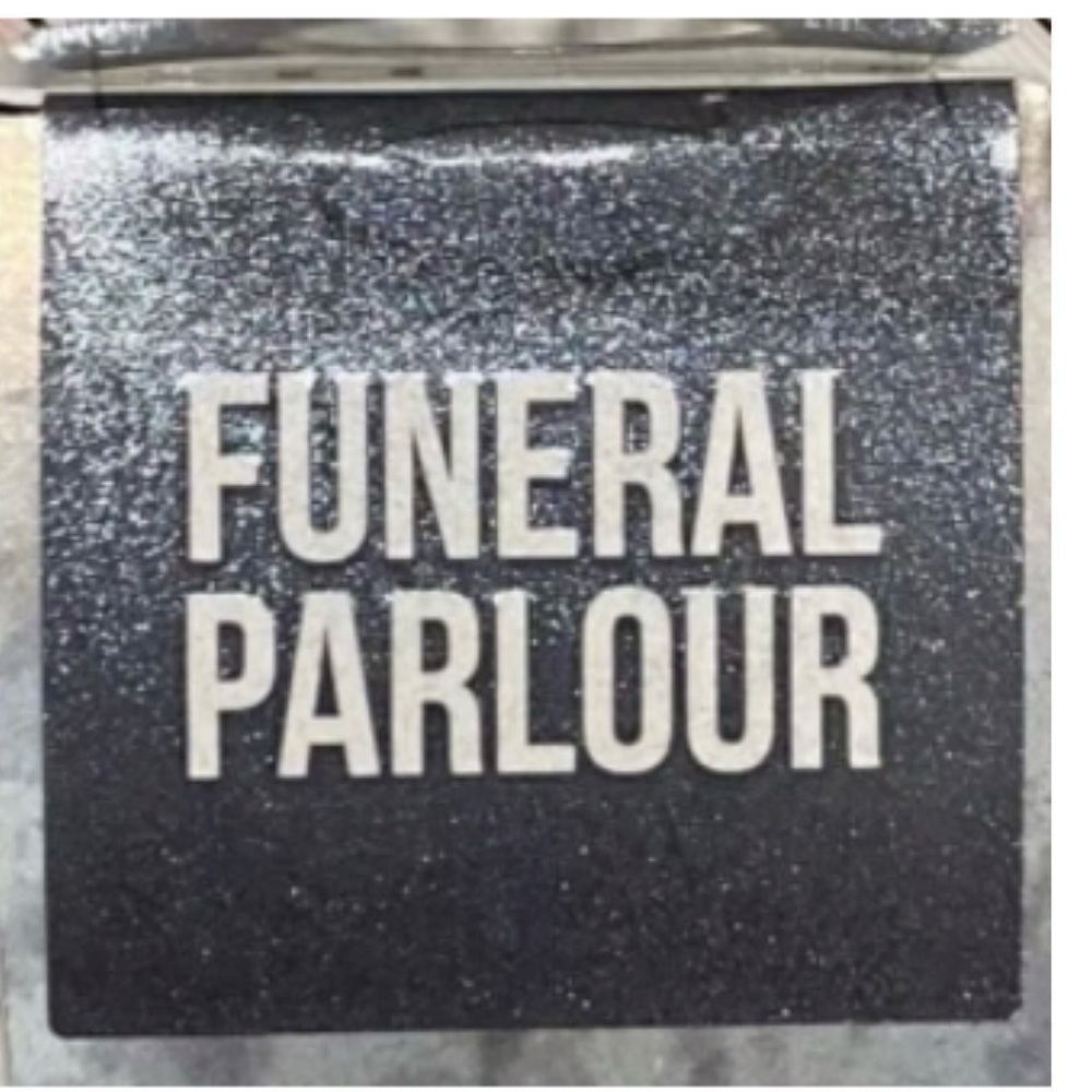 Jefree Star Funeral Parlor gloss lipstick - Picture 7 of 7